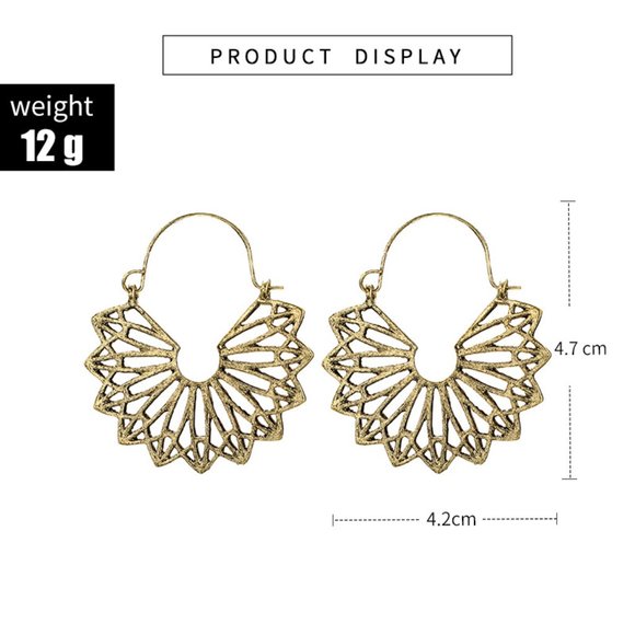 🌺Openwork Triangle Semicircular hoop Earring - Picture 4 of 16